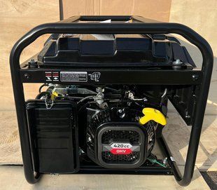 Бензиновый генератор Pezal PGG8000X (6 кВт) &mdash; мощный и надежный источник электроэнергии для дома, дачи, строительных работ и активного отдыха. Мощность 6 кВт позволяет подключать бытовую технику, электроинструменты и освещение. Генератор оснащен удобным с 2830449748 фото